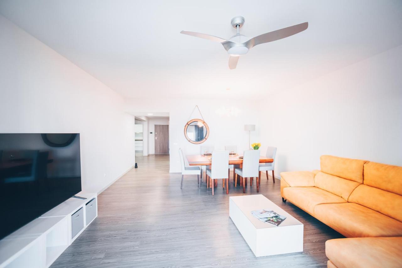 Elephant 2Br Apartment With Terrace, Side Sea View And Pool Access Funchal  Bagian luar foto